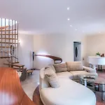 아파트 Pet Friendly In With Wifi 카스타브