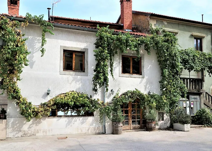 Apartament 1 Bedroom Awesome In Kastav