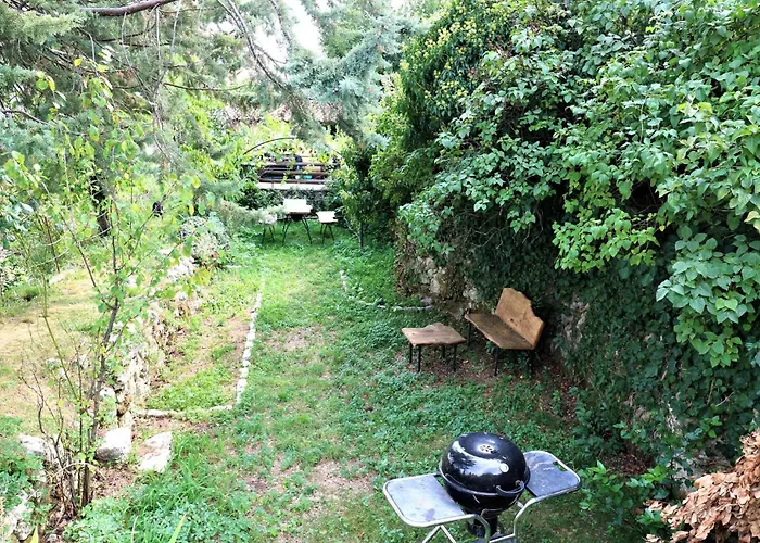 公寓 1 Bedroom Awesome In