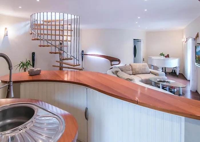 公寓 1 Bedroom Awesome In